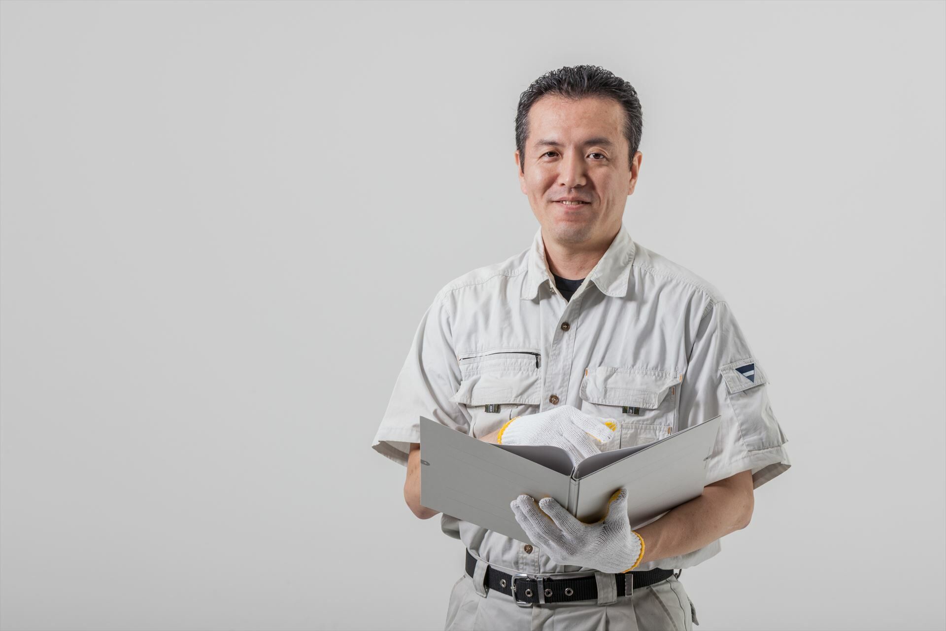 作業服の男性